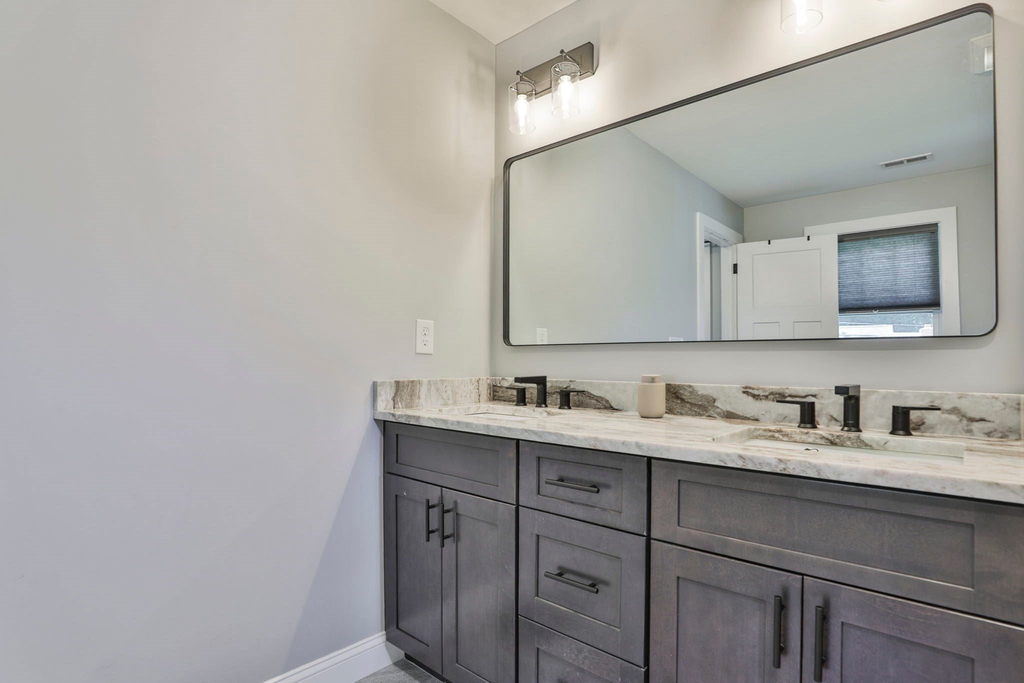 49 Kimball Rd, Amesbury, MA, 49 Kimball Rd, Amesbury, MA Photo #24