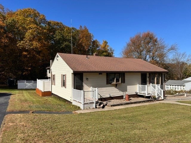 24 Woodland St