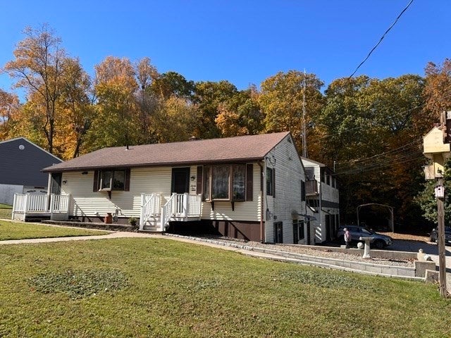 24 Woodland St
