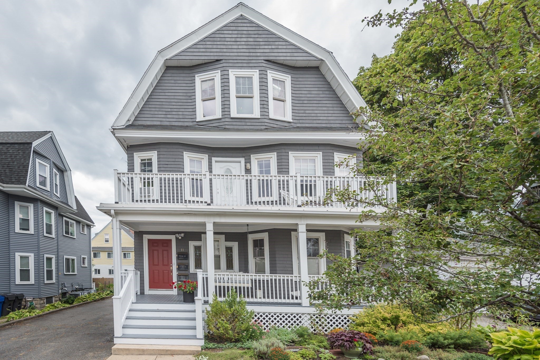 Photo of 11 Varnum St, Arlington, MA