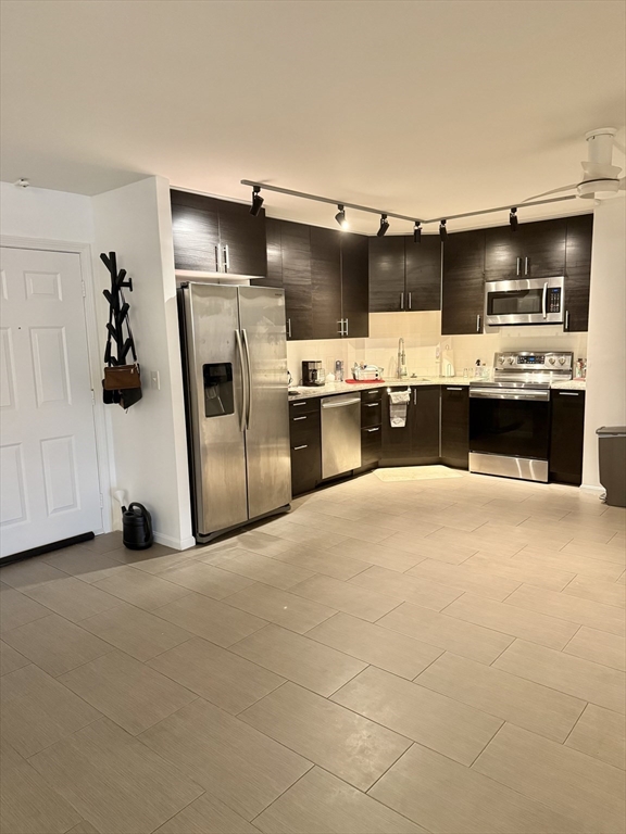 Watertown, Massachusetts 02472, United States, 2 Bedrooms Bedrooms, ,2 BathroomsBathrooms,Residential,Contingent,124530 Watertown, Massachusetts 02472, United States, 2 Bedrooms Bedrooms, ,2 BathroomsBathrooms,Residential,Contingent,124530