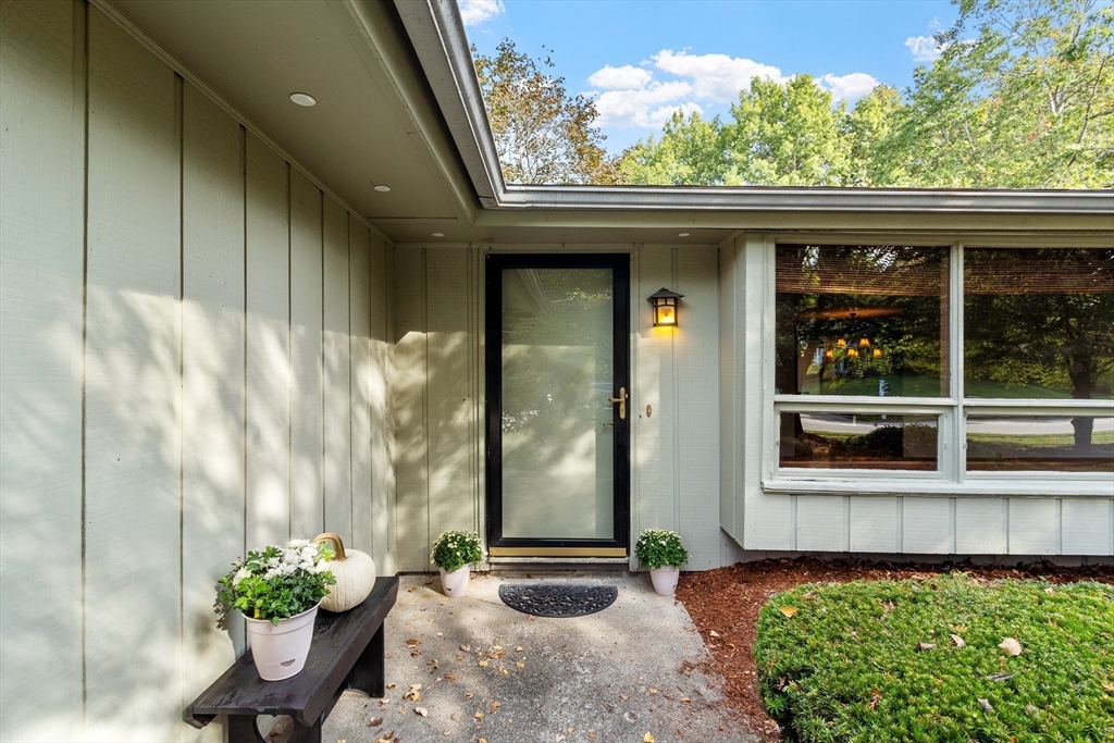 5 Montcastle Dr