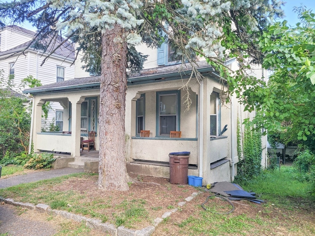 152 Savannah Avenue