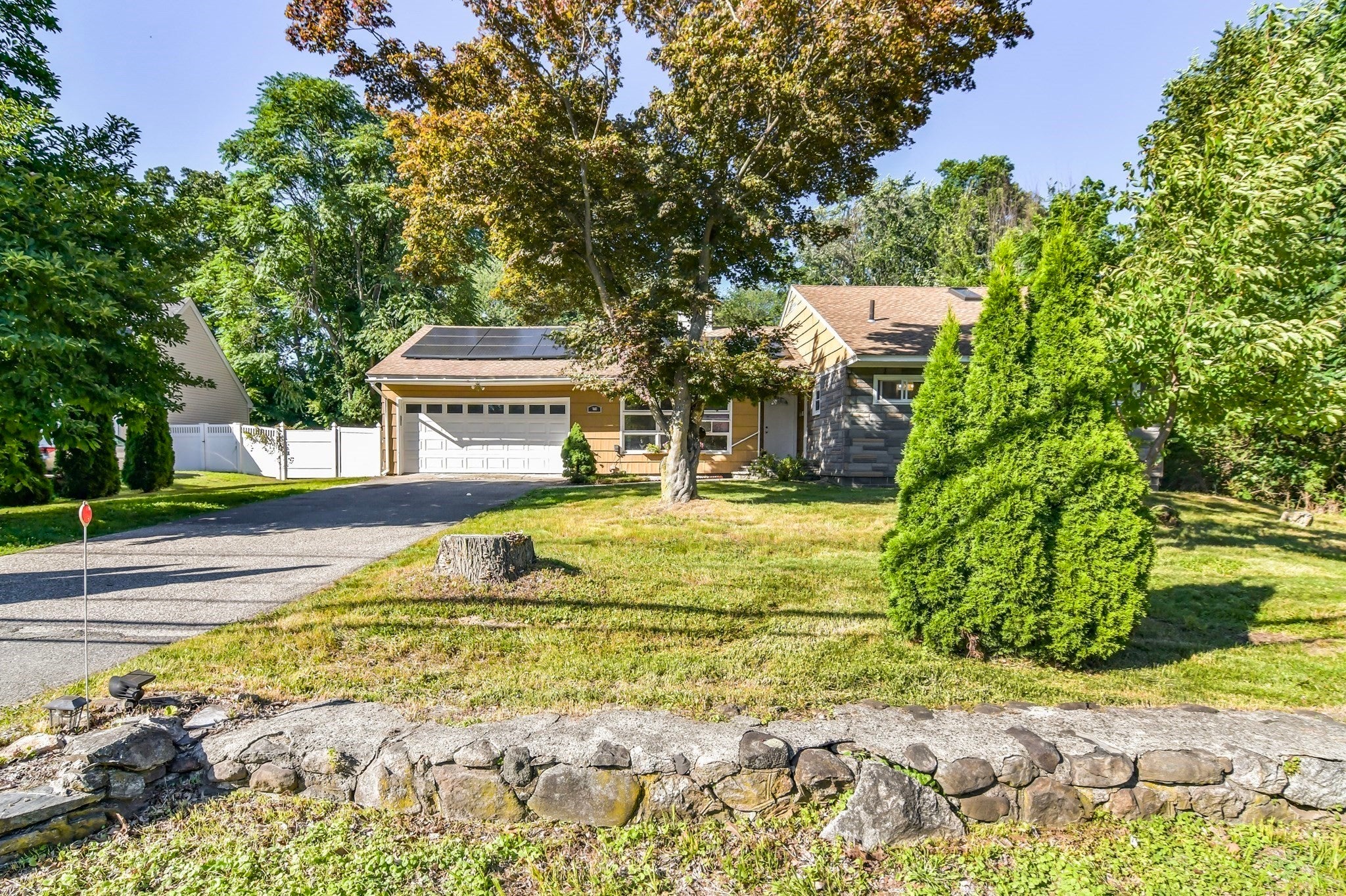 678 Massachusetts Ave, North Andover MA 01845