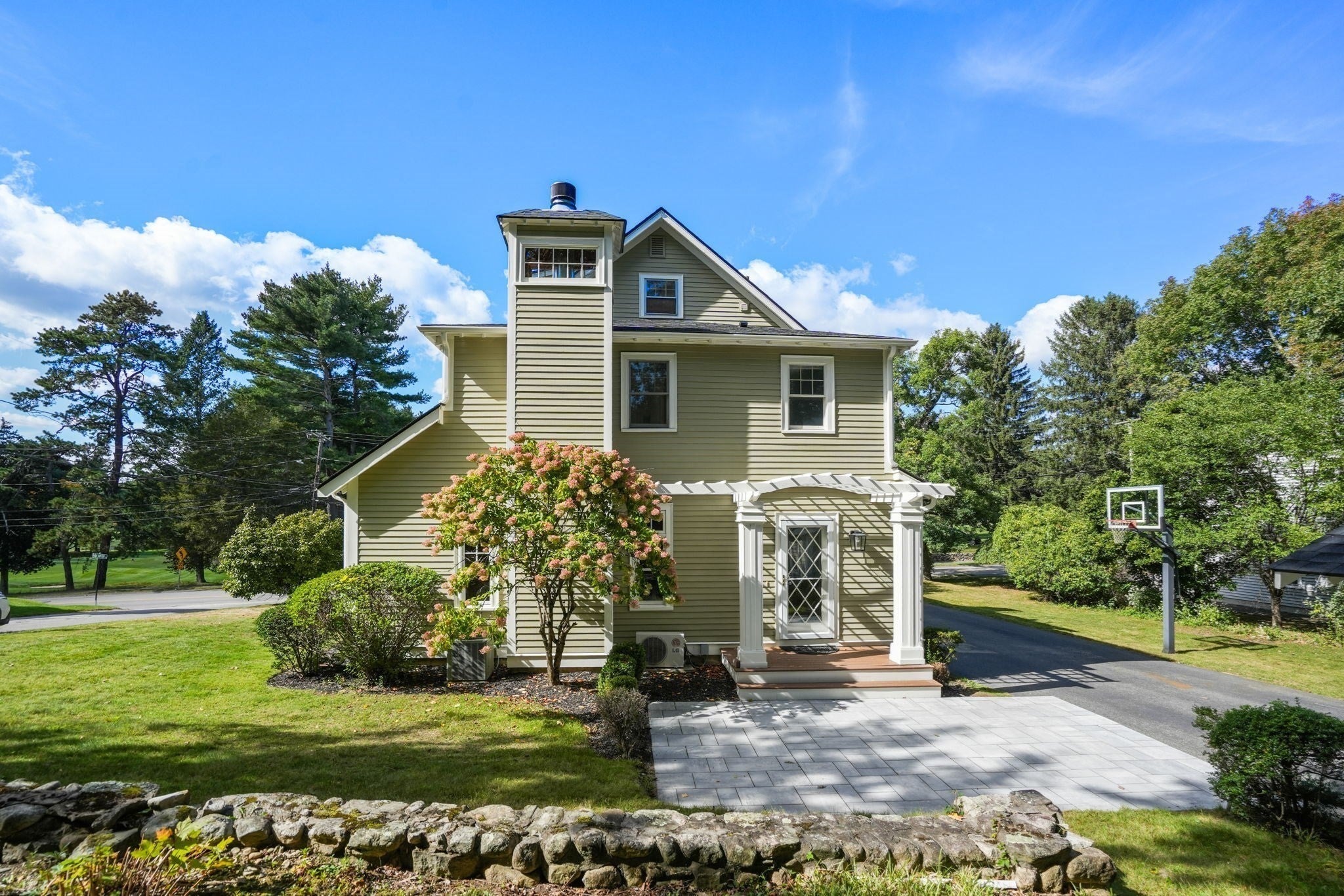 28 Green St, Needham, MA Photo #25