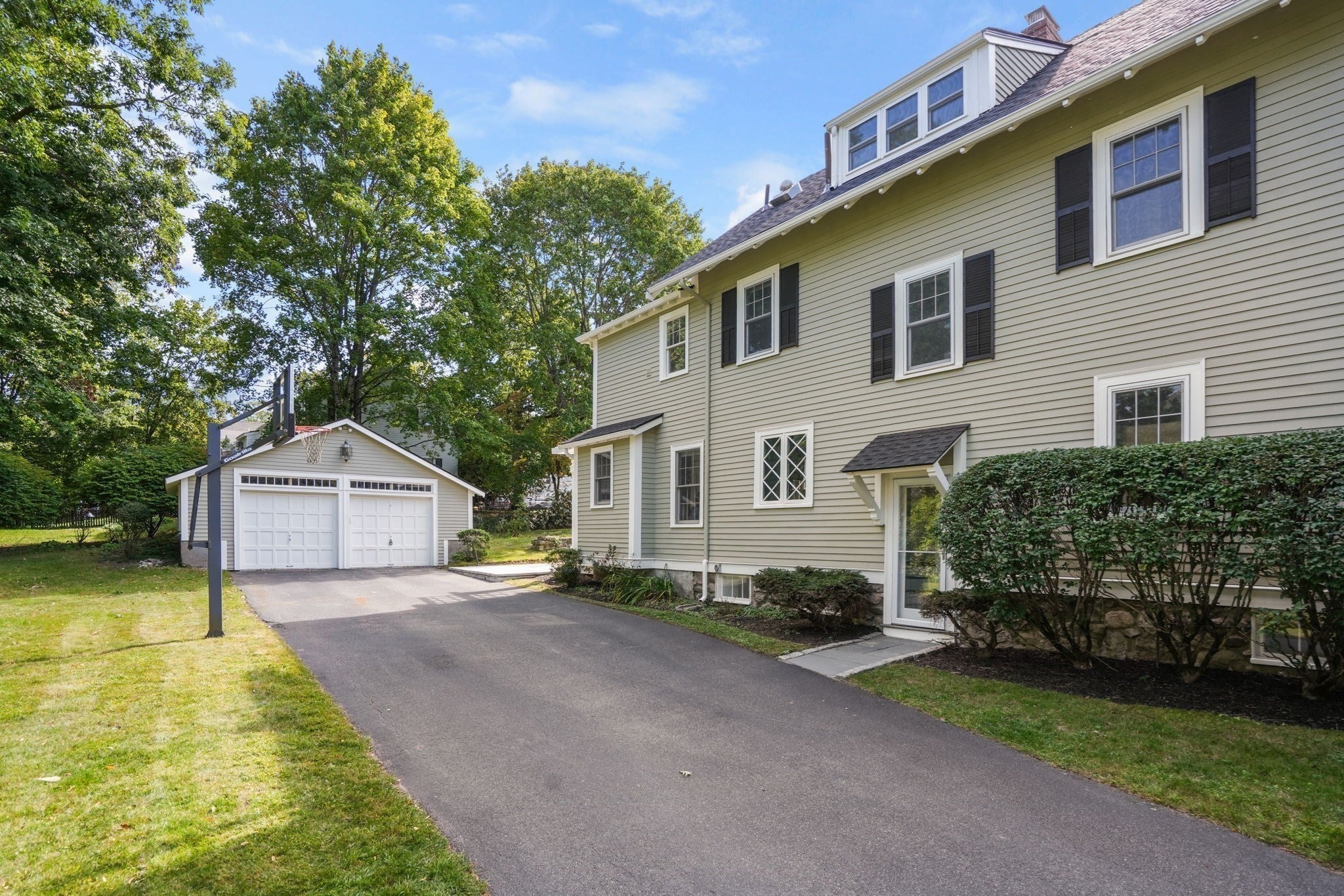 28 Green St, Needham, MA Photo #24