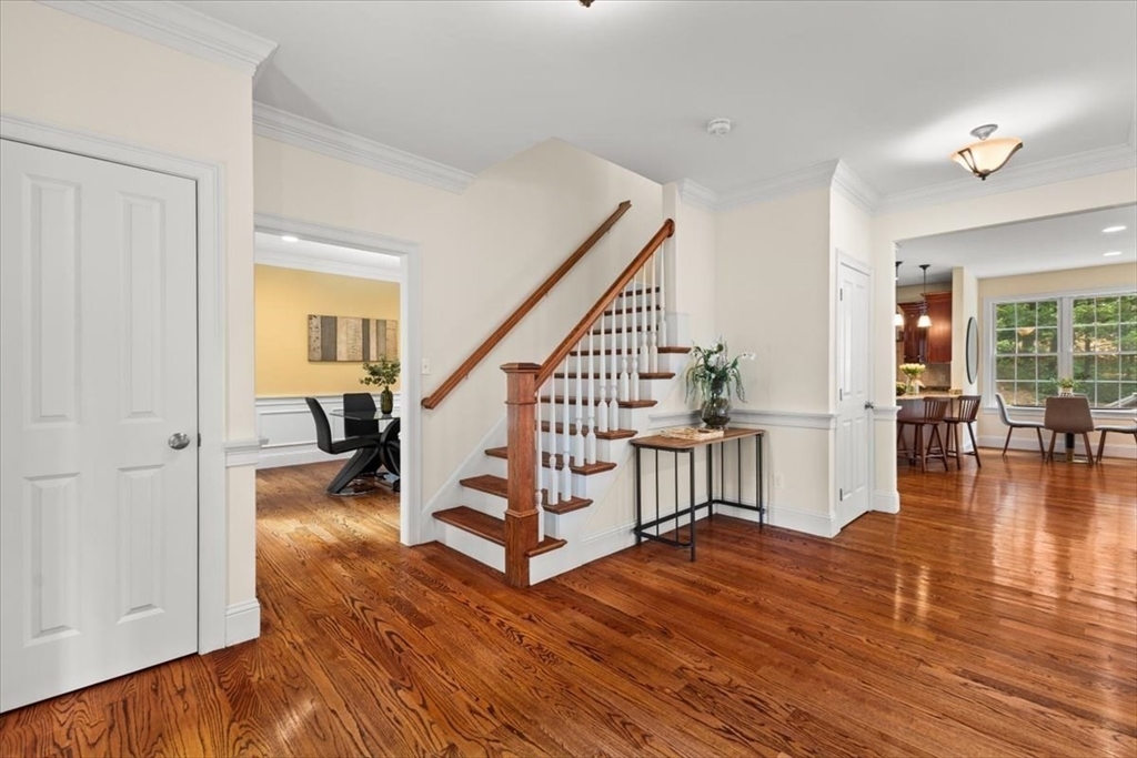 8 Sandy Hill Rd