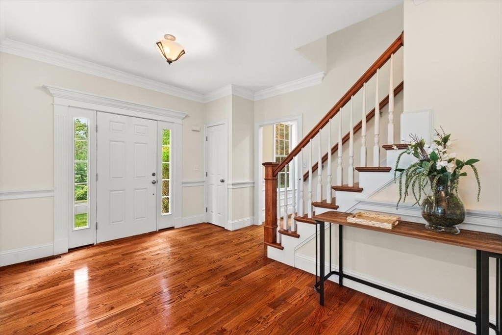 8 Sandy Hill Rd