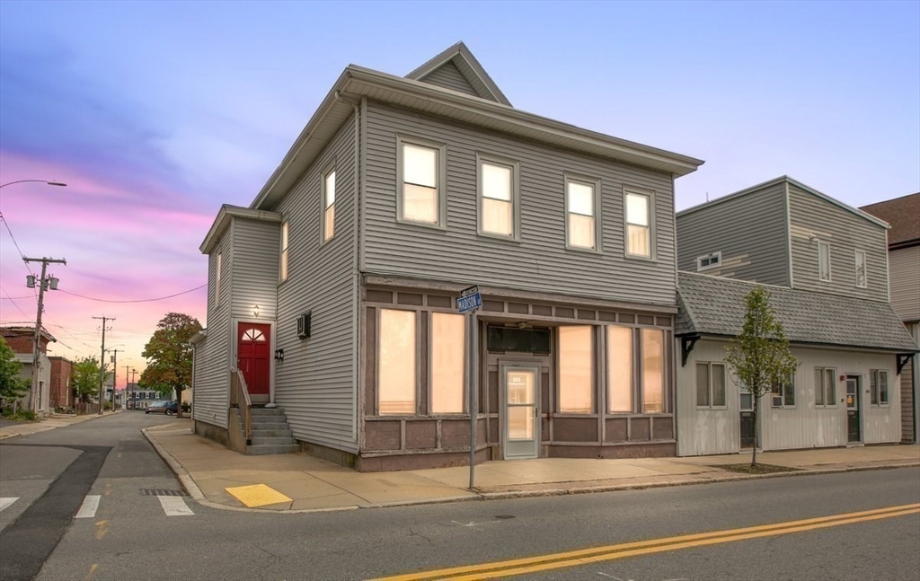 193-195 Winthrop St, Winthrop, MA Photo #1