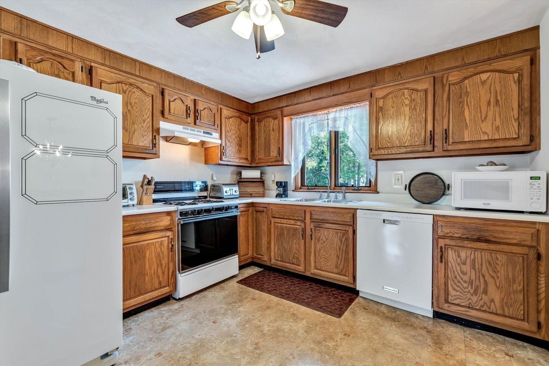 25 Wiley Post Lane, Falmouth, MA, 25 Wiley Post Lane, Falmouth, MA Photo #8
