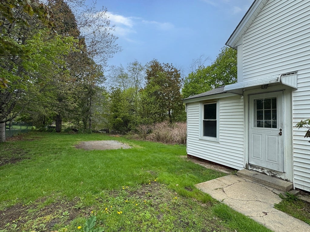 58 Emerald St, Winchendon, MA Photo #31