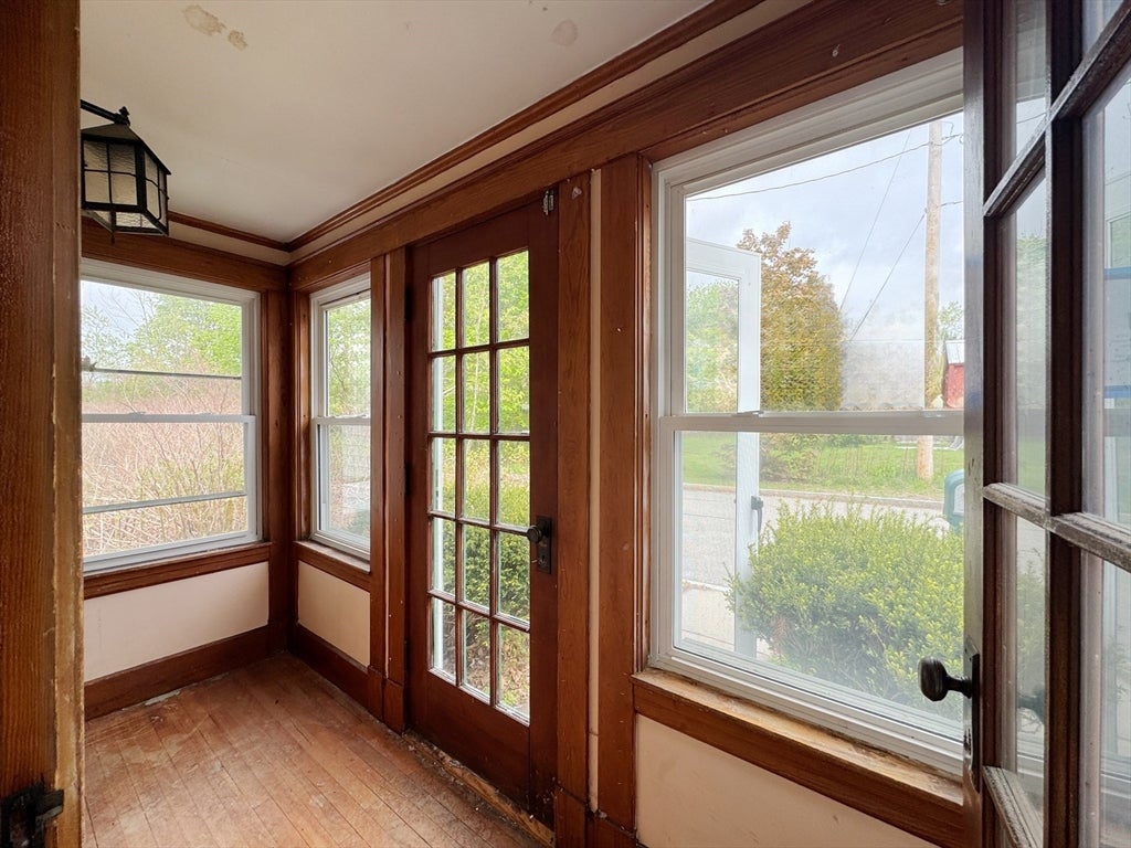 58 Emerald St, Winchendon, MA Photo #11