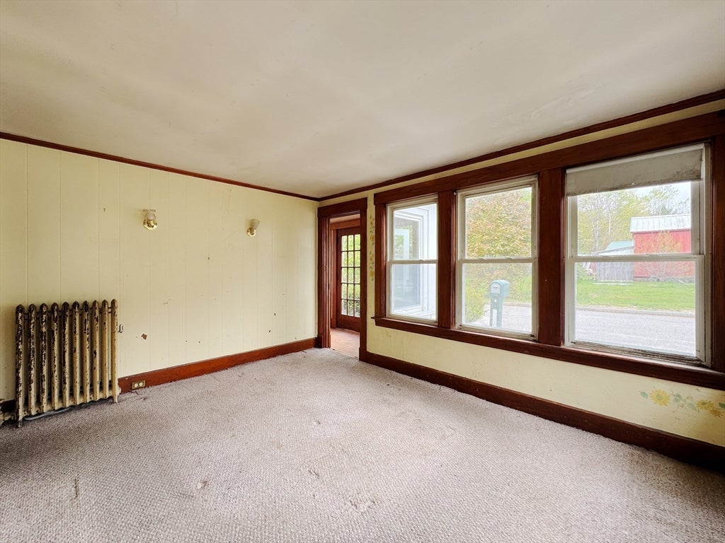 58 Emerald St, Winchendon, MA Photo #10