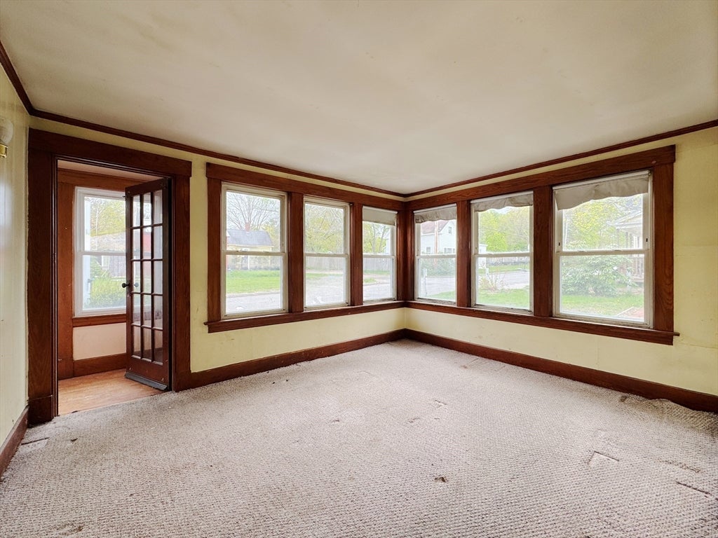 58 Emerald St, Winchendon, MA Photo #9