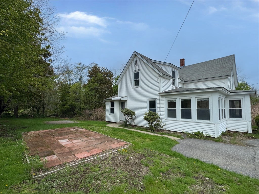 58 Emerald St, Winchendon, MA Photo #4