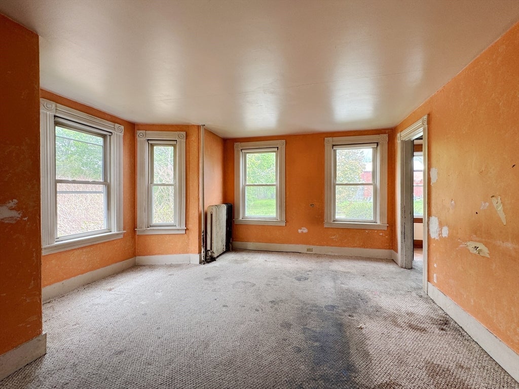 58 Emerald St, Winchendon, MA Photo #17