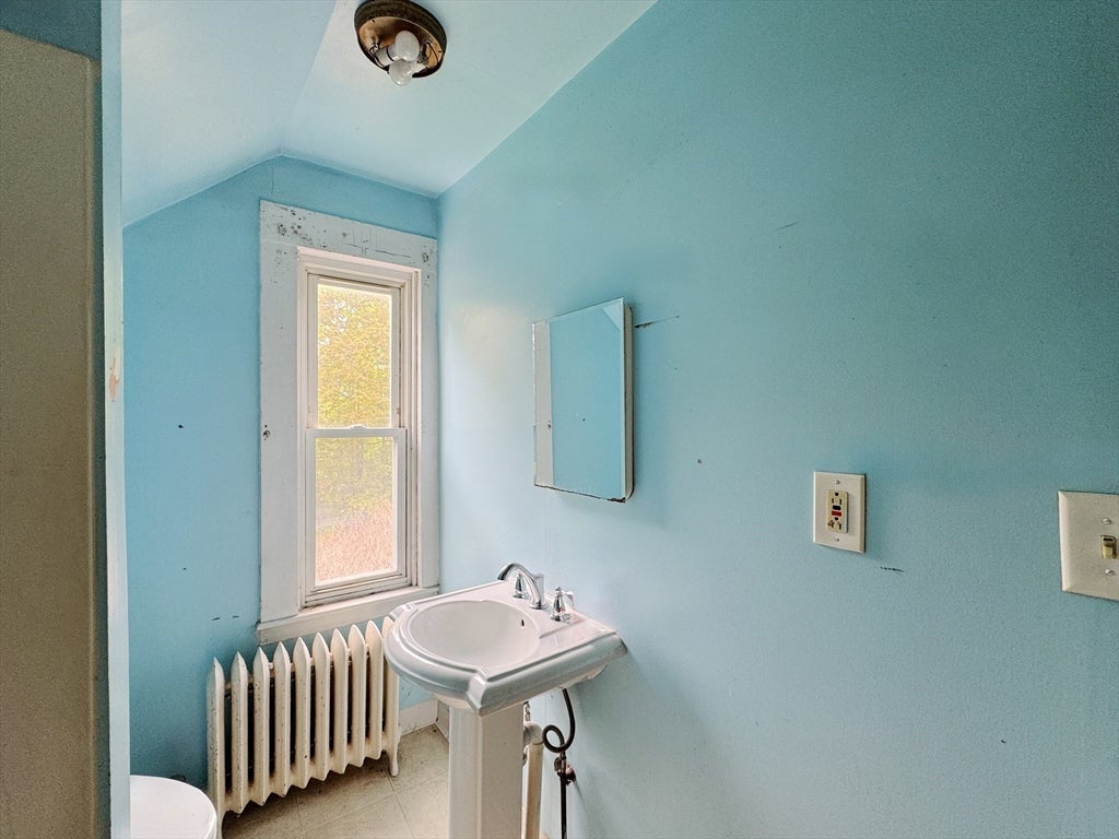 58 Emerald St, Winchendon, MA Photo #27