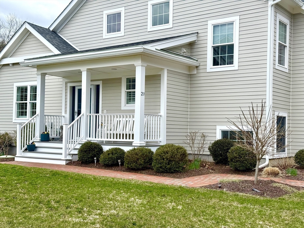 20 Split Rock Ln
