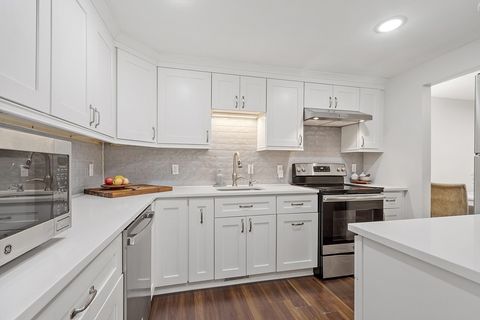 5 Elm St 2 Acton MA 01720