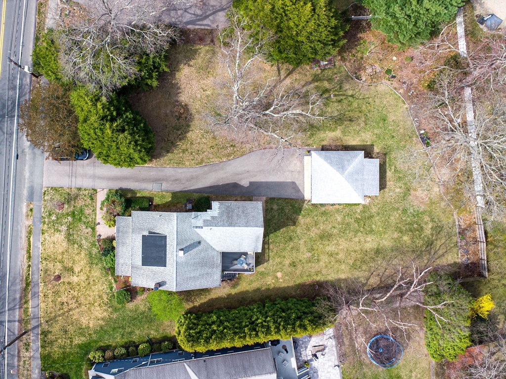 Needham, Massachusetts 02492, United States, 4 Bedrooms Bedrooms, ,3 BathroomsBathrooms,Residential,Pending,114786