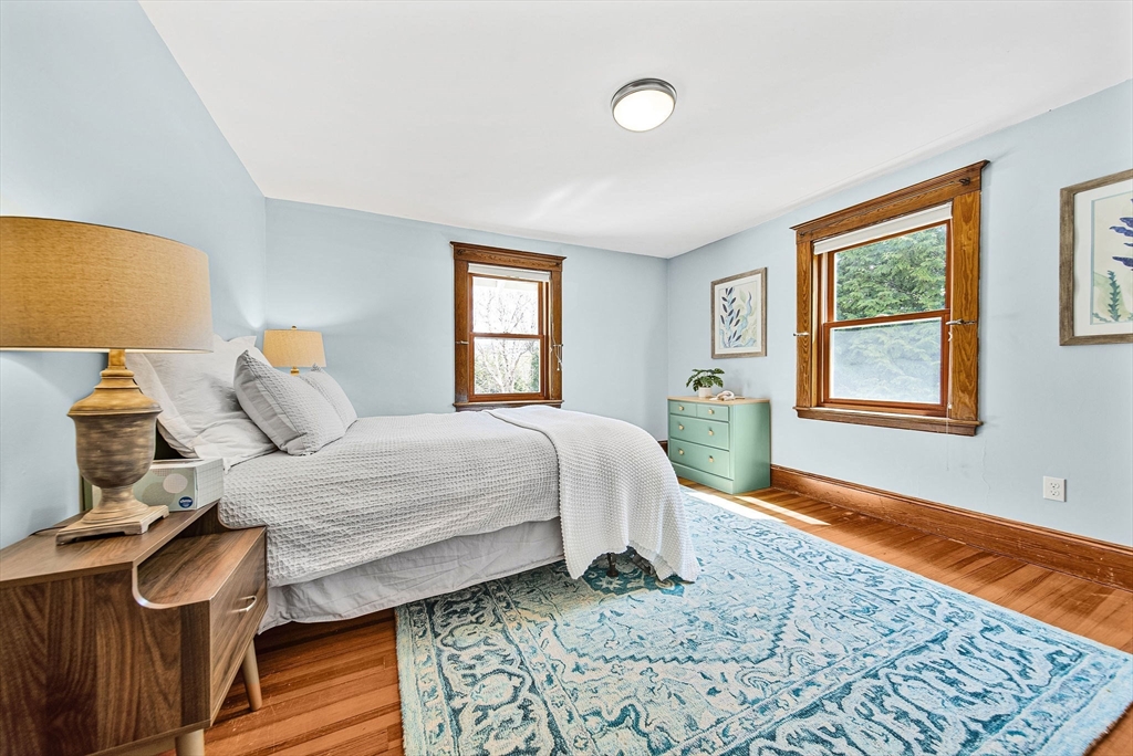 Needham, Massachusetts 02492, United States, 4 Bedrooms Bedrooms, ,3 BathroomsBathrooms,Residential,Pending,114786