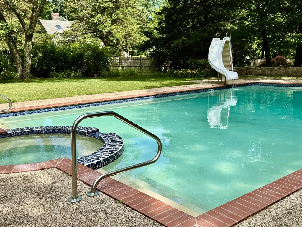 55 Parkwood Drive