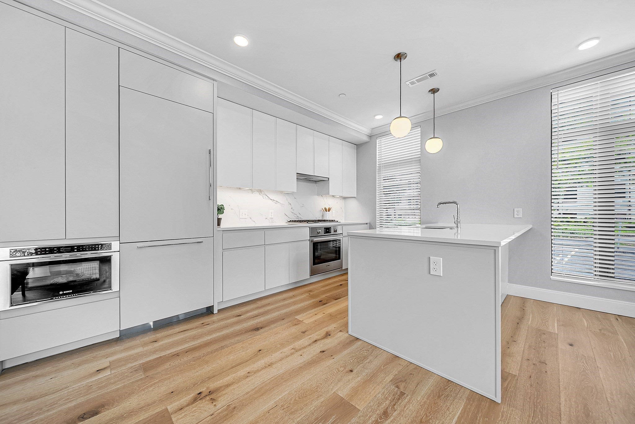 191 Washington St 318