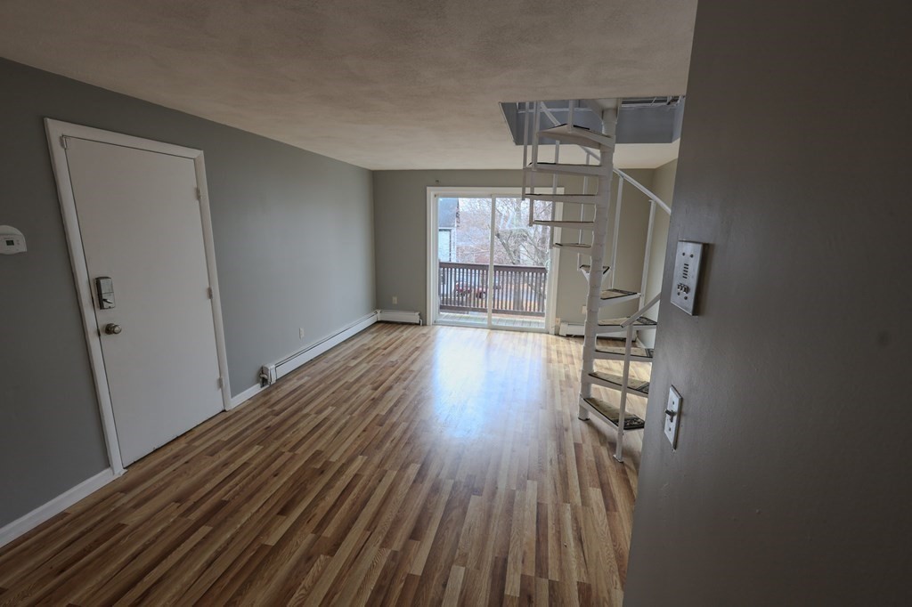 19 Hiawatha Road 3