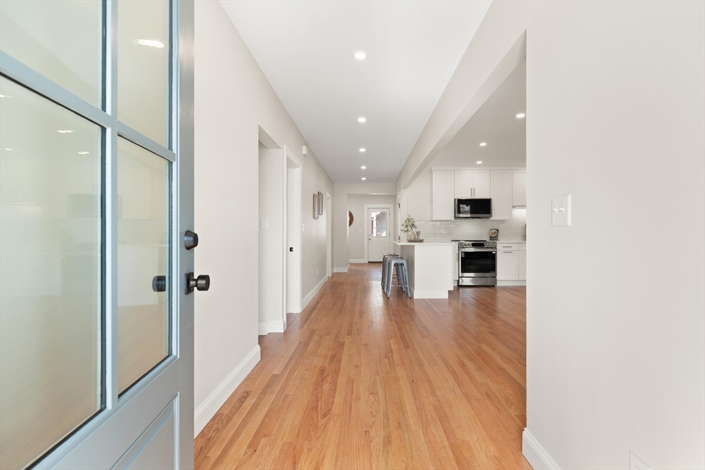 156-158 Waverley Street 158