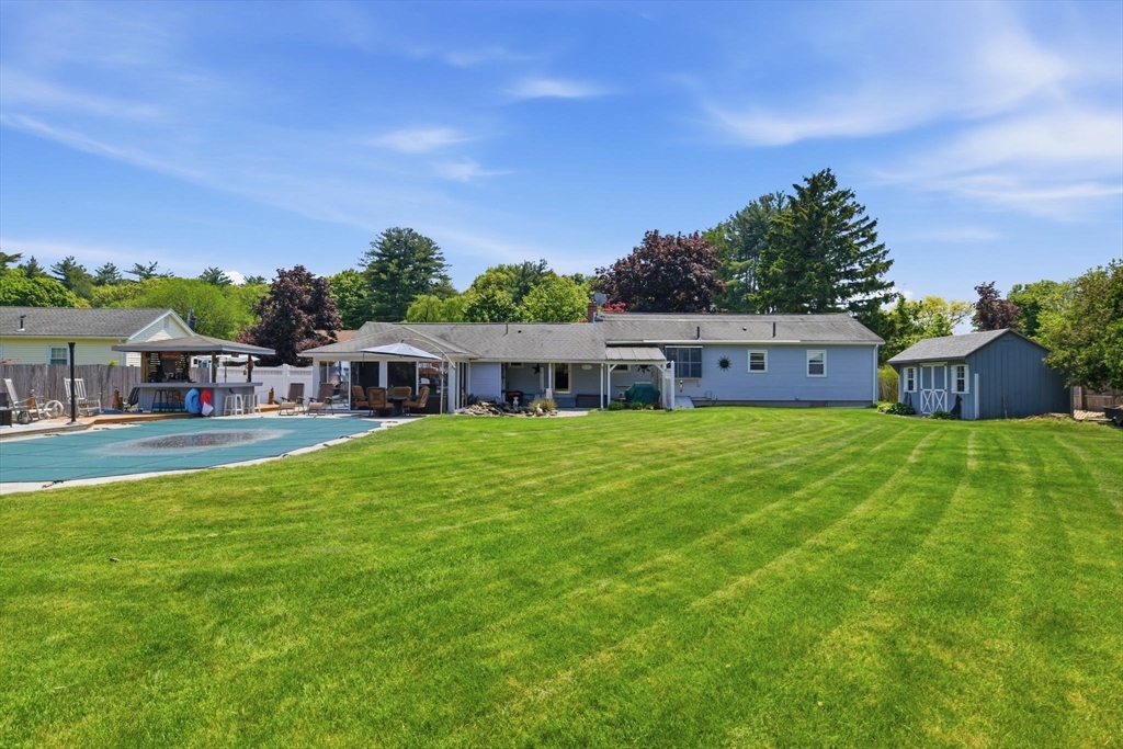 69 Parkview Dr