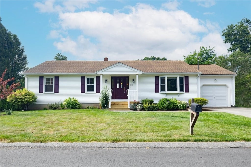 36 Thomas Ave, Haverhill, MA, 36 Thomas Ave, Haverhill, MA Photo #1