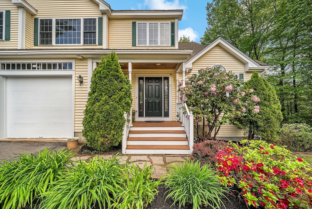 22 Hillcrest Dr