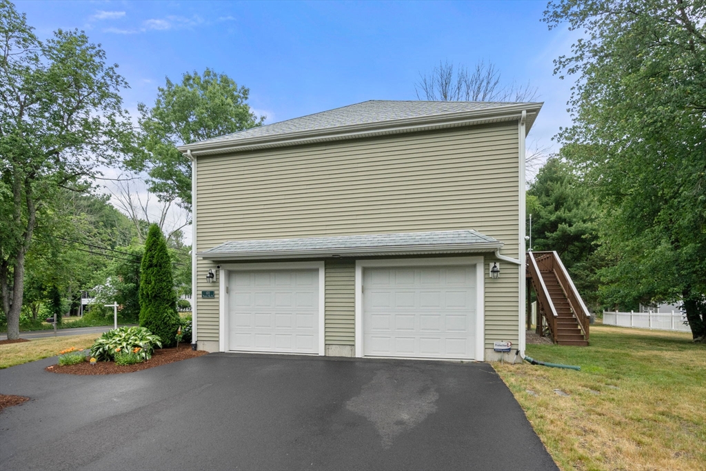 101 Prospect Hill St