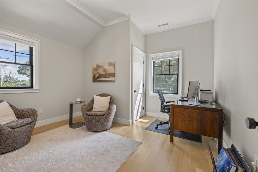 579 Centre St, Newton, MA Photo #19