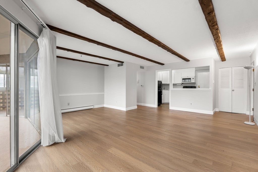 53 Melrose Street 2B
