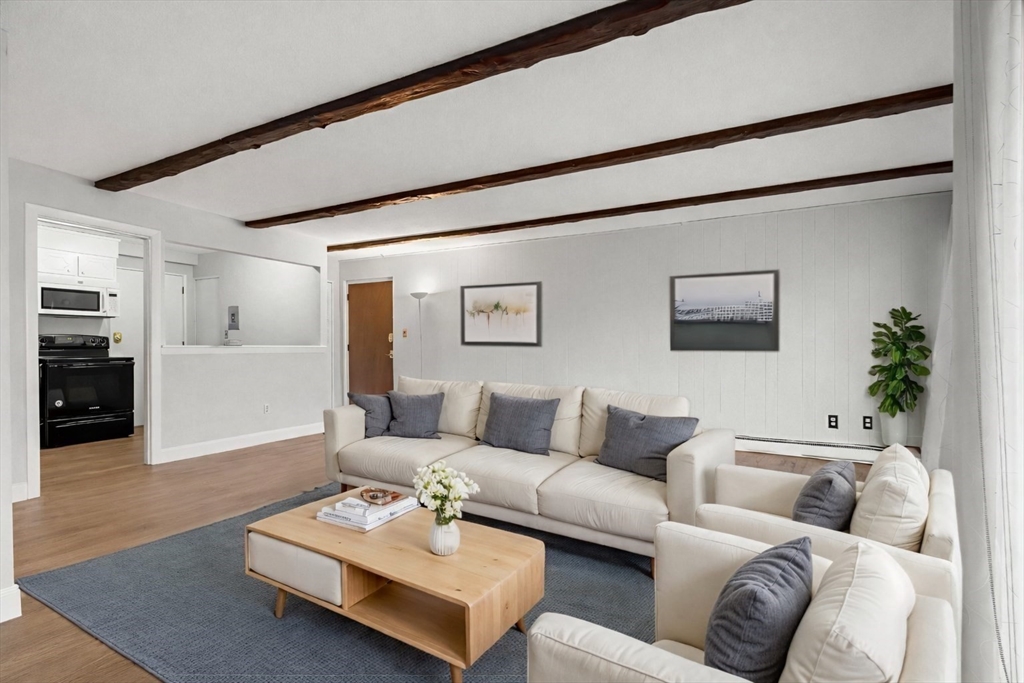 53 Melrose Street 2B