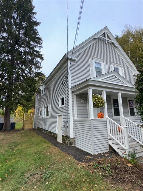 146 Hampshire Rd Methuen MA 01844