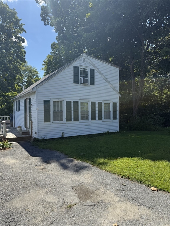 3 Nashua Rd