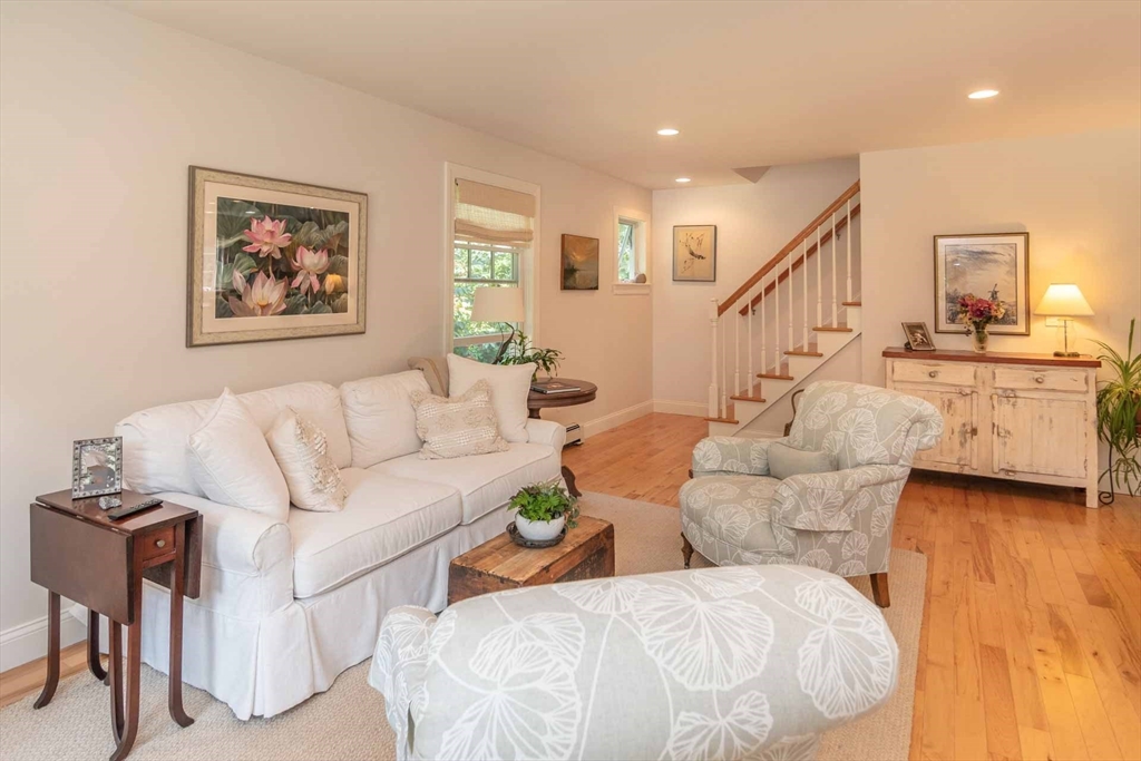 27 Chapde Ln