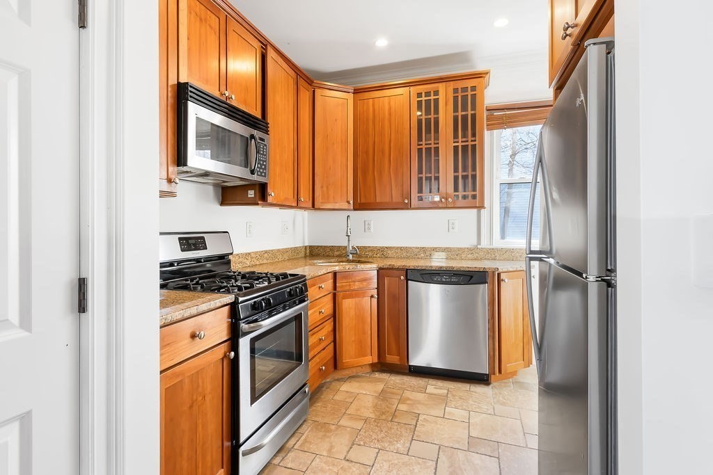 Photo 1 of 32 — 21 Cawfield St. 1, Boston, MA 02125