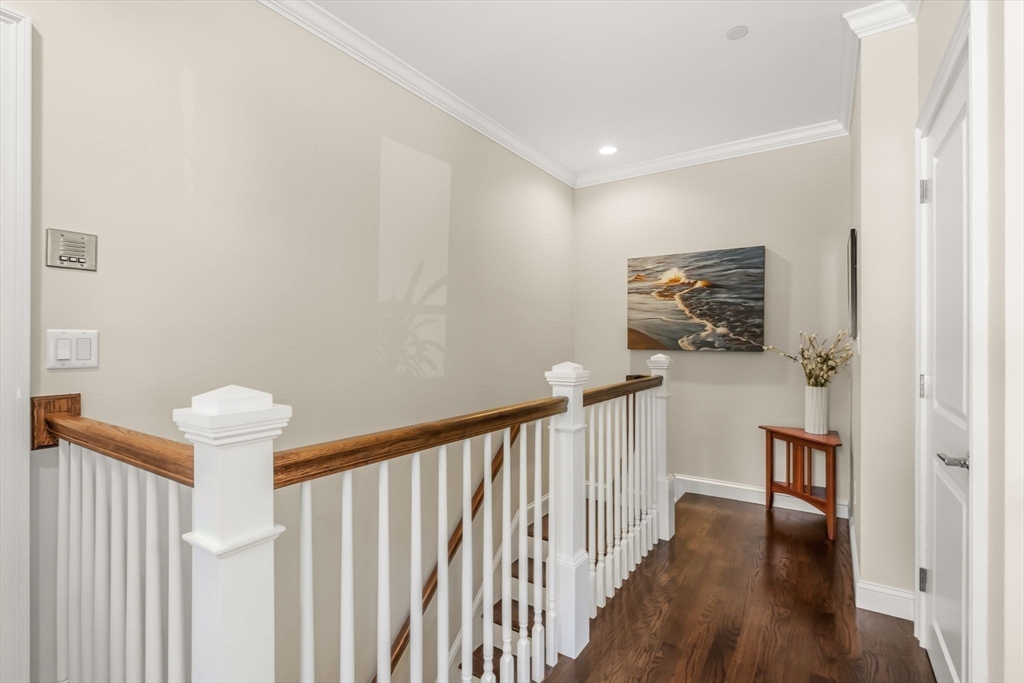 7 Court Street Pl 7