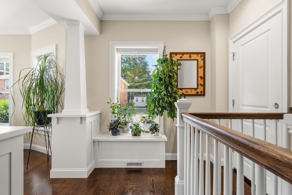 7 Court Street Pl 7