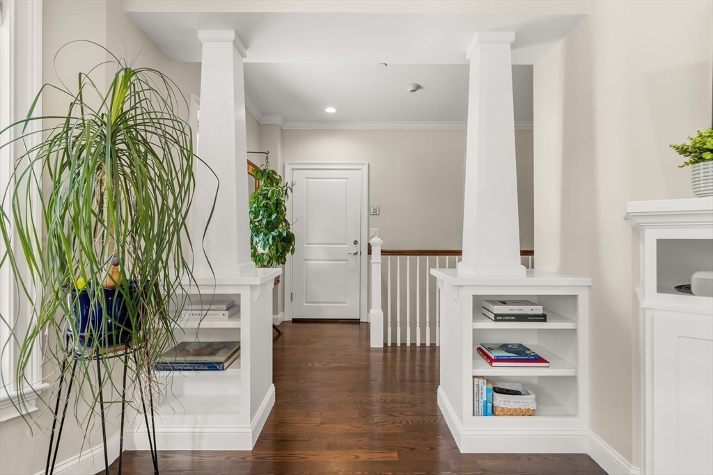 7 Court Street Pl 7