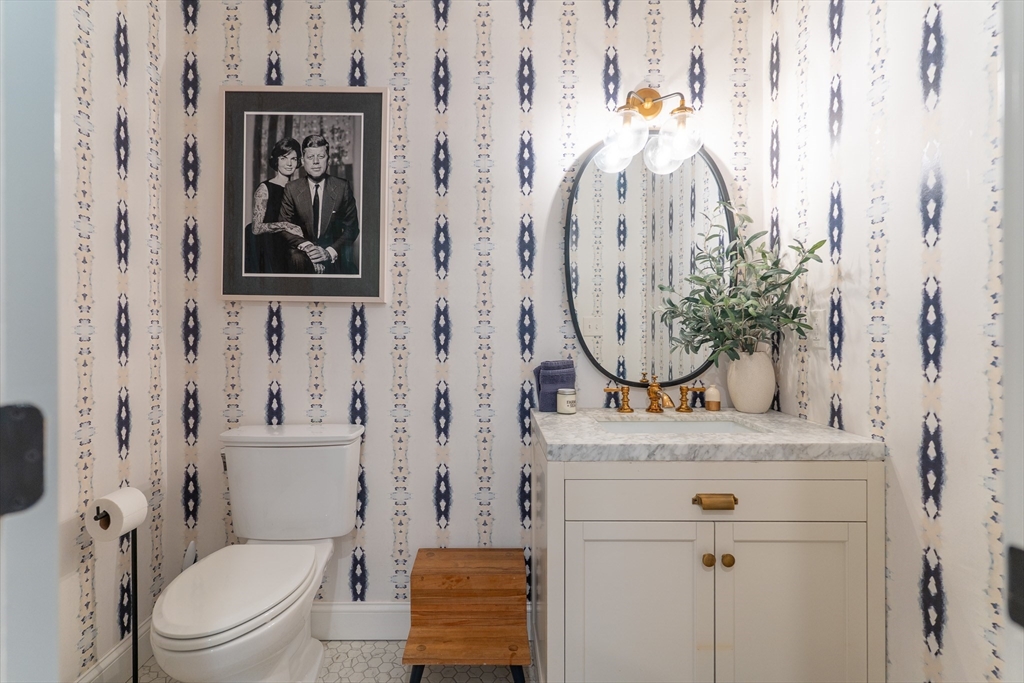 237 Bunker Hill St #237, Boston, MA, 237 Bunker Hill St #237, Boston, MA Photo #11