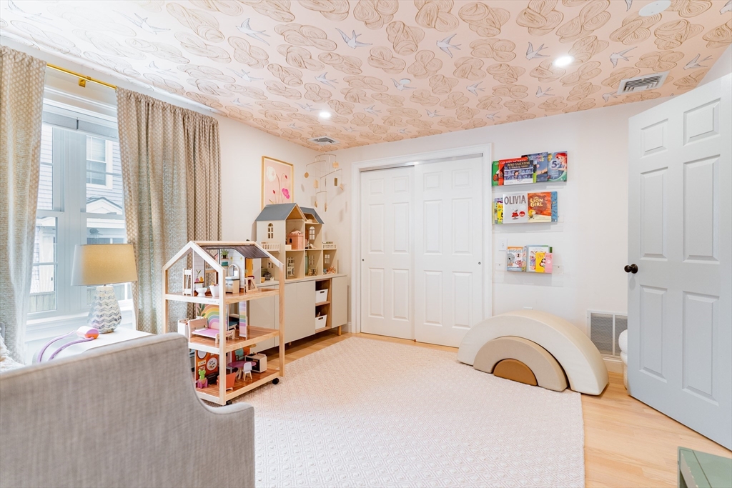 237 Bunker Hill St #237, Boston, MA, 237 Bunker Hill St #237, Boston, MA Photo #23