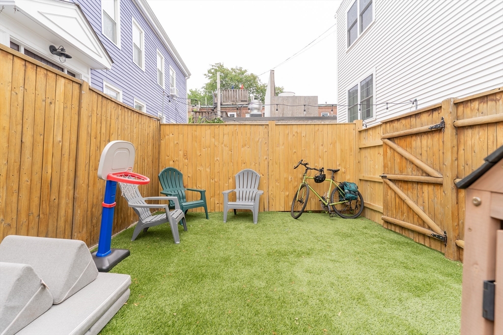 237 Bunker Hill St #237, Boston, MA, 237 Bunker Hill St #237, Boston, MA Photo #31
