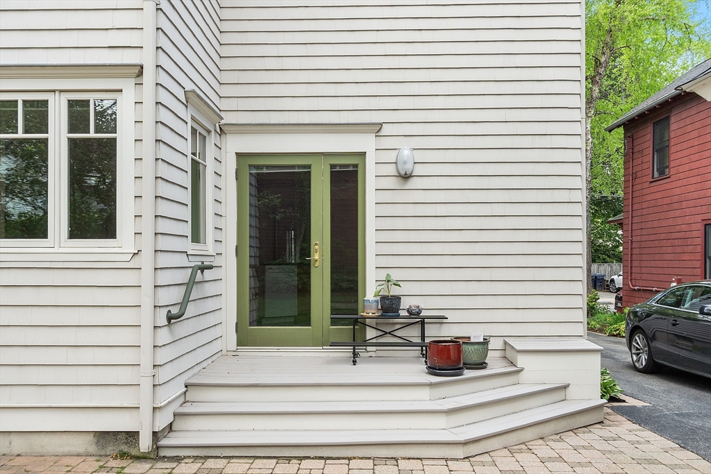 122 Hamilton St 1