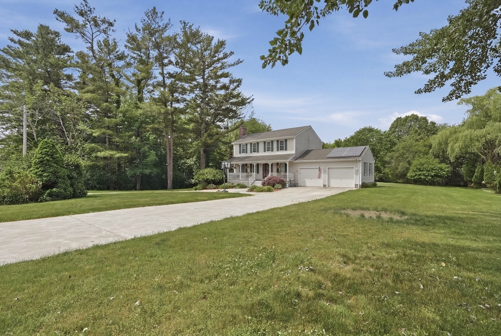 1527 Main Street