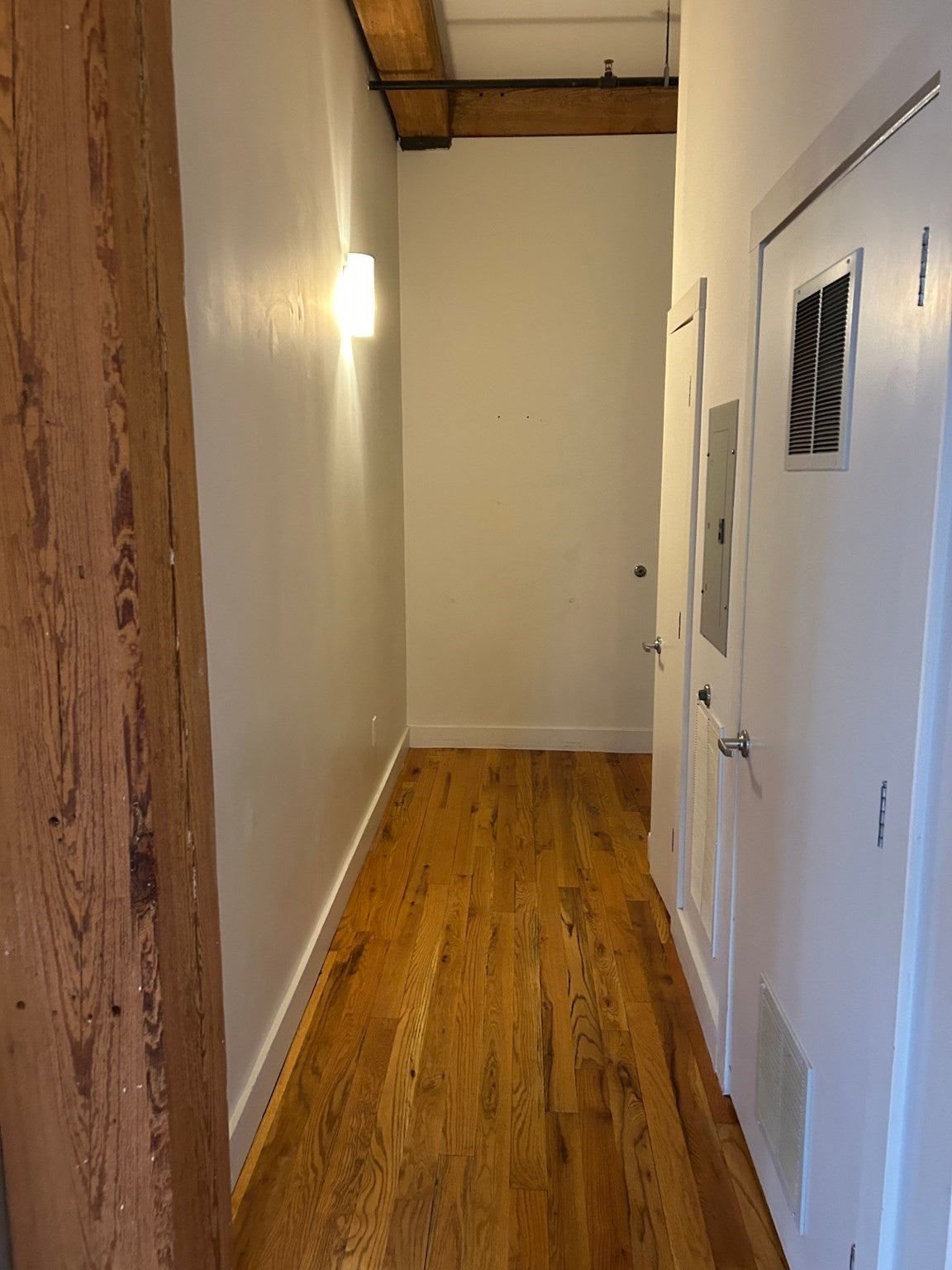 Photo of 589 Essex St #202, Lynn, MA