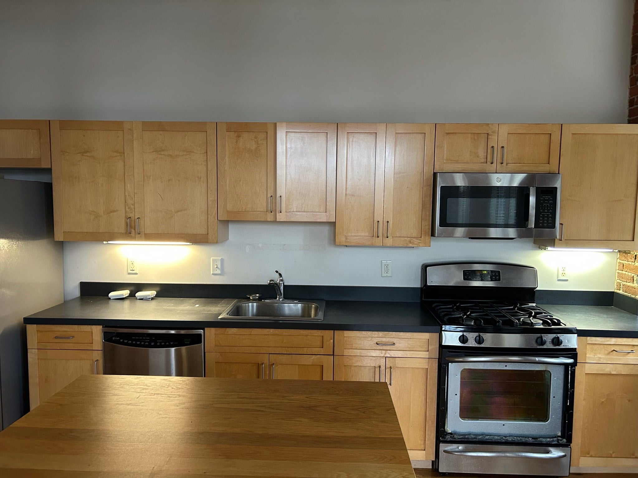 589 Essex St #202, Lynn, MA, 589 Essex St #202, Lynn, MA Photo #8